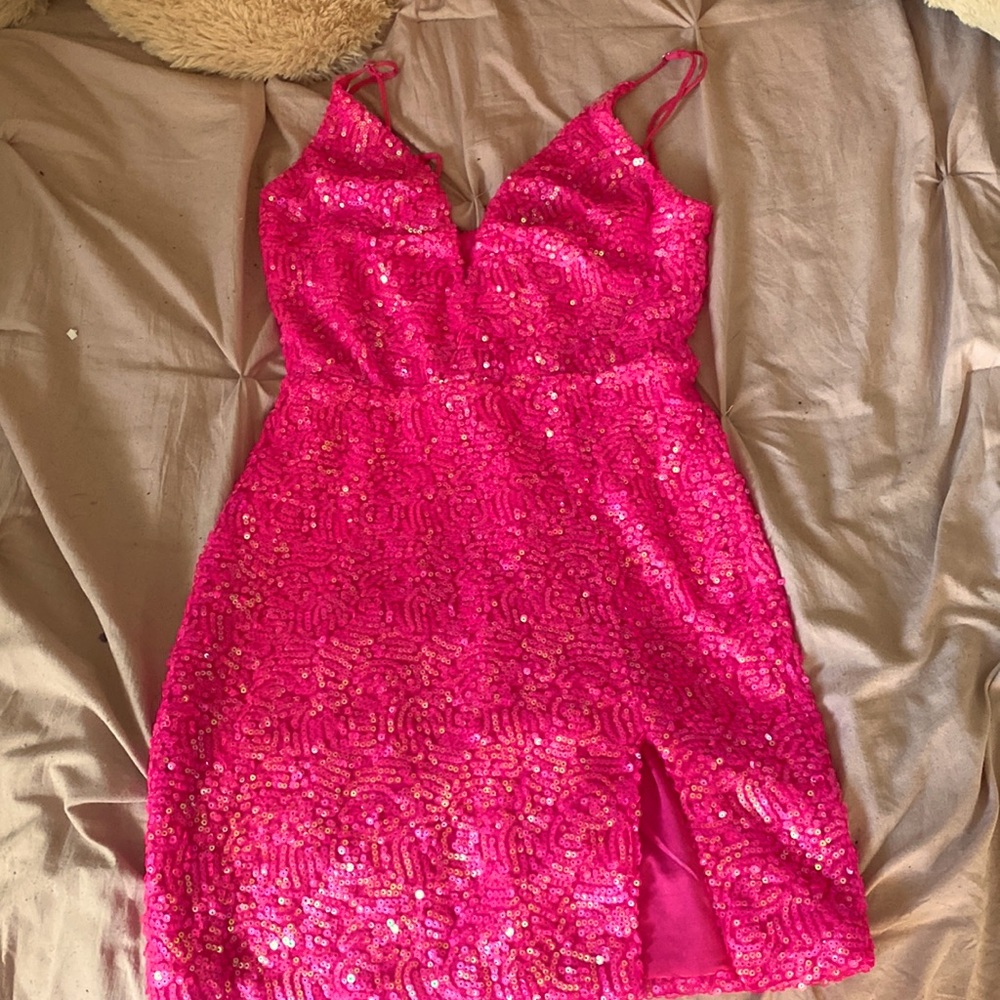 Worn once to homecoming